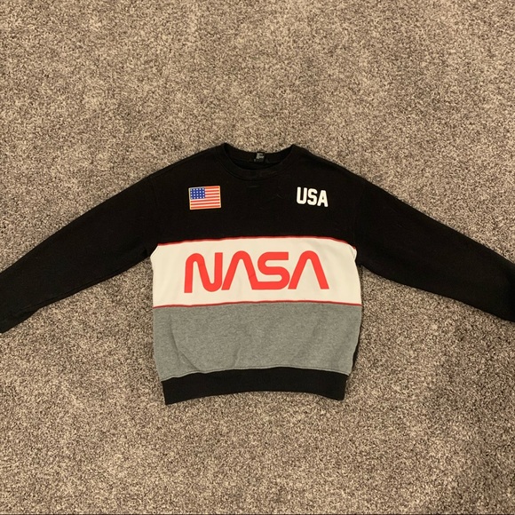 Forever 21 NASA sweatshirt - Picture 5 of 5